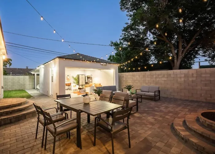 Luxury Hangout - Private Spa - Game Room - Arcade